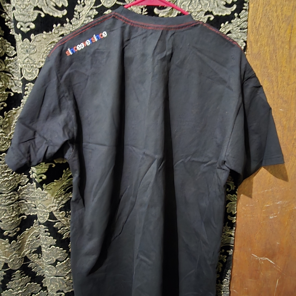 Black Short Sleeve Tee - Picture 3 of 4